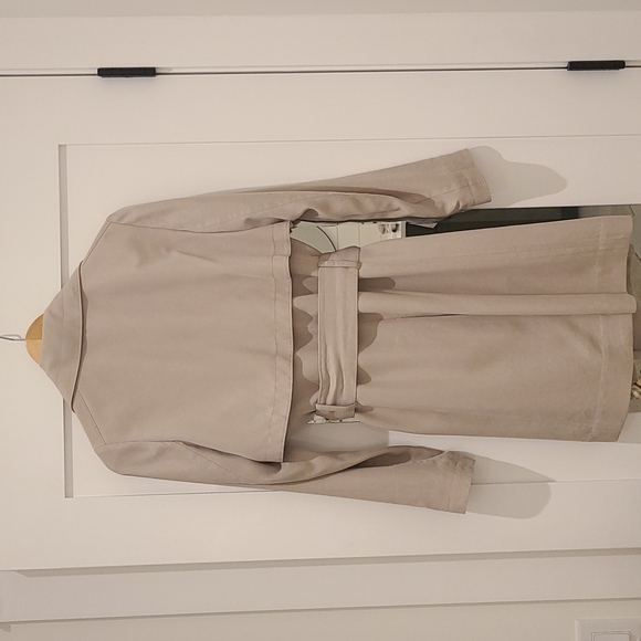 Club Monaco trench coat - Picture 3 of 3